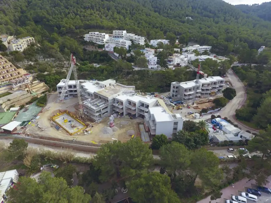 Bayraklı Otel Tadilatı Dekorasyon Boya Alçı Sıva Seramik Komple