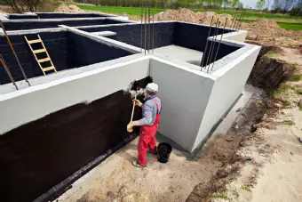 Karabağlar Su Yalıtımı İzolasyon Ustası Temelden Çatıya Su Yalıtımı